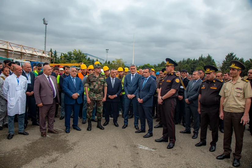 В Шамкире прошли масштабные учения по оповещению и сбору сил гражданской обороны