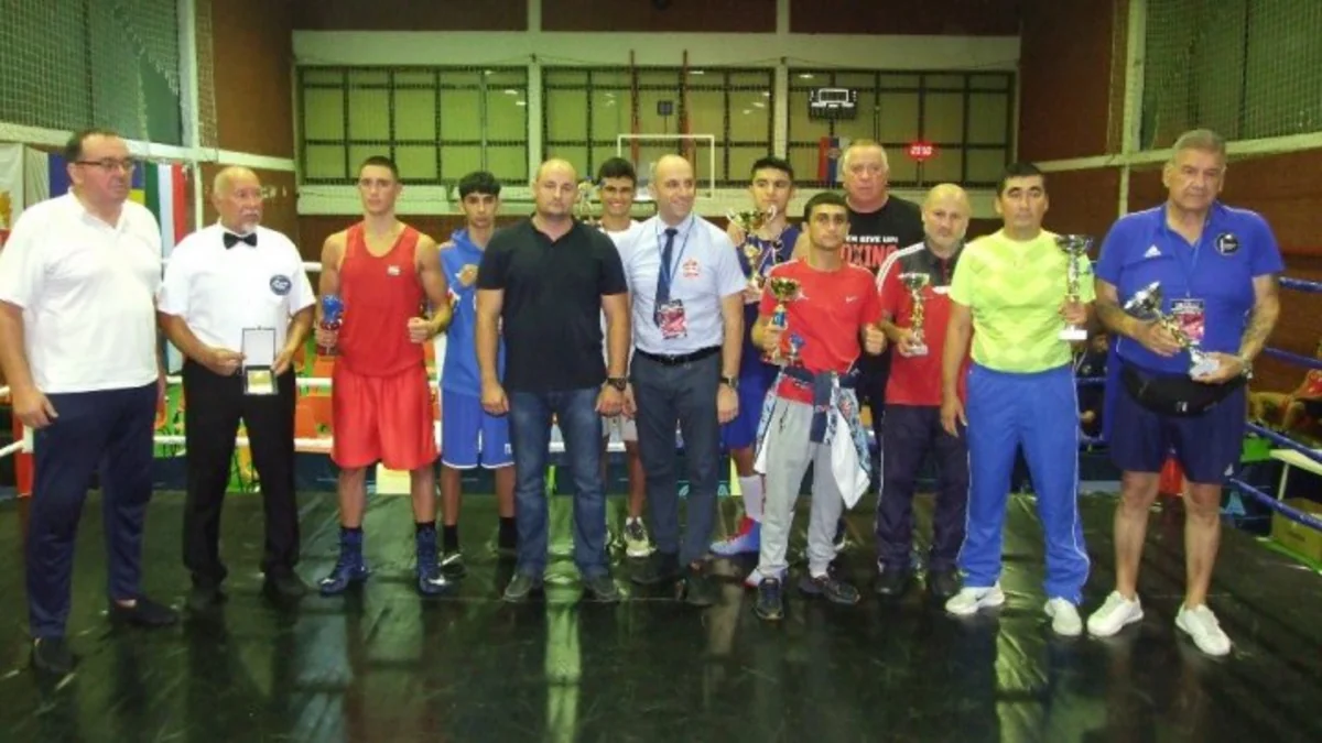 Azərbaycan boksçuları Millətlər Kubokunda beş medal qazanıb