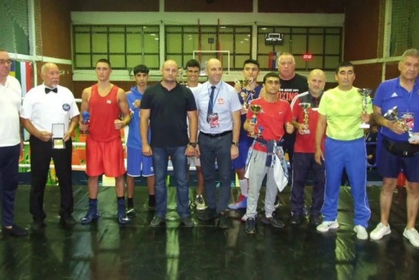 Azərbaycan boksçuları Millətlər Kubokunda beş medal qazanıb