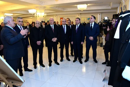 Sumqayıtda Dünya Vəkil Cübbələri və Atributları sərgisi keçirilir