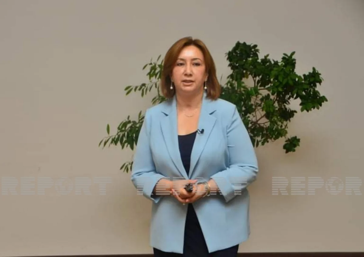 Mehriban Vəliyeva: Bakı məktəblərində ənənəvi jurnallar ləğv olunacaq