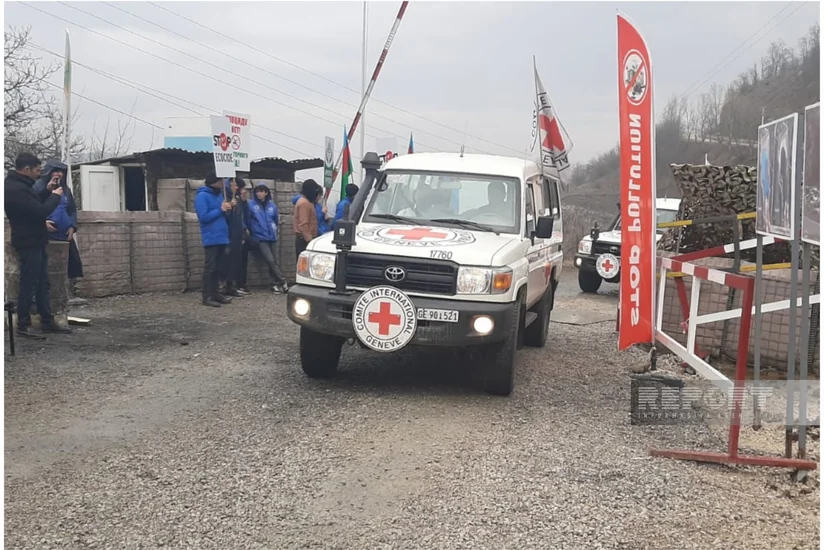 По дороге Ханкенди-Лачын беспрепятственно проехали автомобили МККК