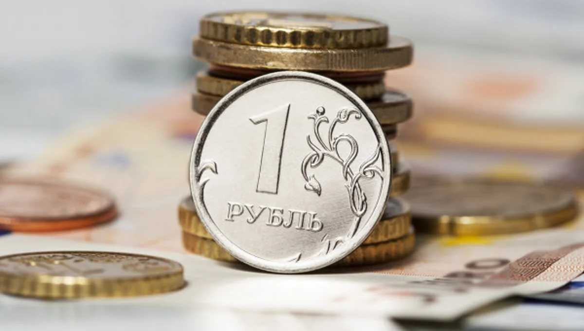 ​События на Украине укрепили валюту в России