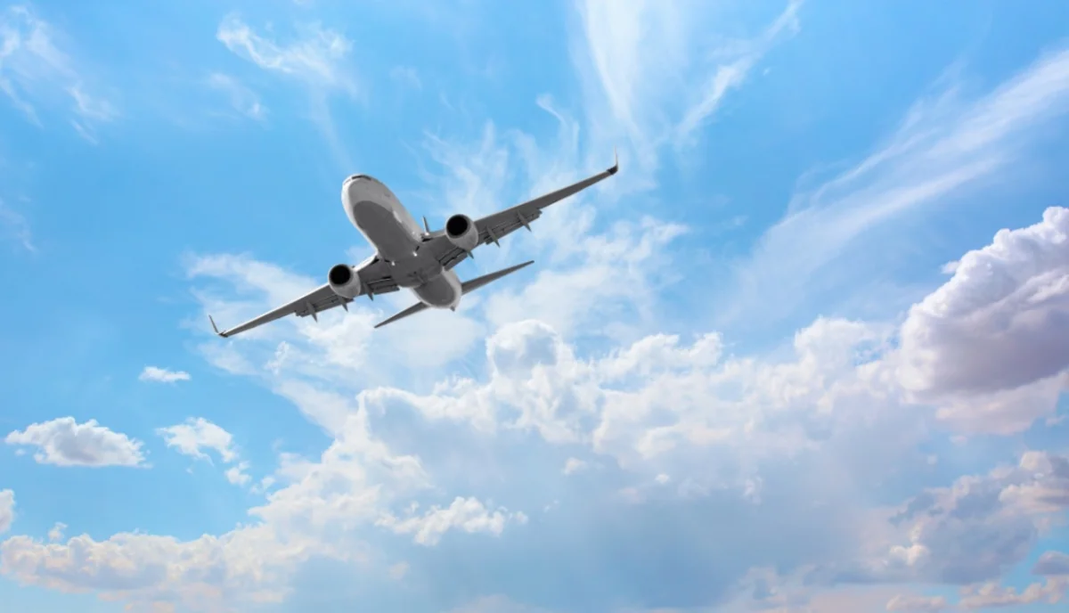 İran üzərində səmanın bağlanması səbəbindən bir neçə təyyarə Daşkənddə eniş edib