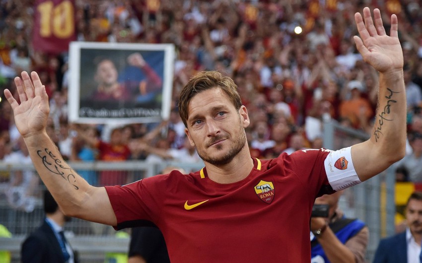 Del Piero və Totti İtaliya futbol tarixinin rəmzi komandalarına salınmayıb