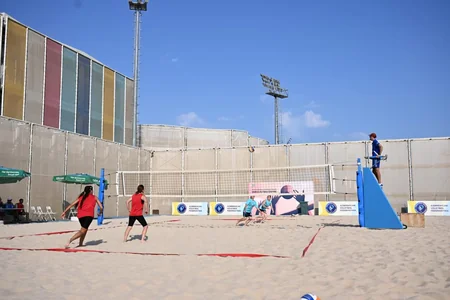 Dövlət qurumlarının əməkdaşları arasında çimərlik voleybolu üzrə yarış keçirilib