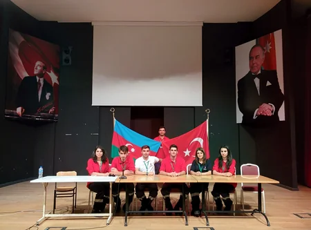 ​“SOCAR Yay Məktəbi 2015”in iştirakçıları şirkətin xaricdəki fəaliyyəti ilə tanış olublar