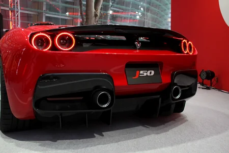 Ferrari şirkəti 2,66 milyon dollarlıq eksklüziv superkar istehsal edib