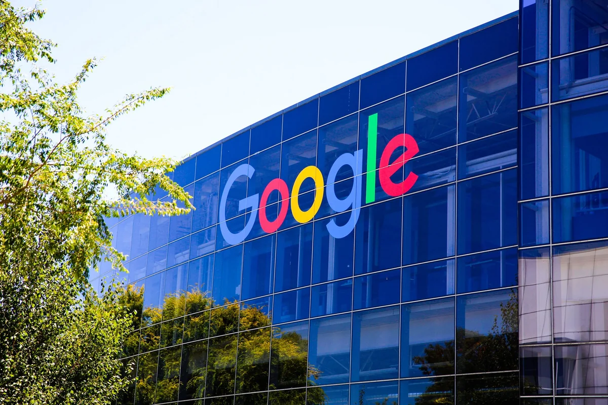 СМИ: Google требует возвращения в офис части сотрудников с удаленки