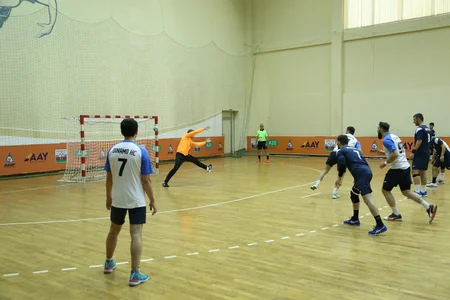 Həndbol üzrə Azərbaycan çempionatlarında növbəti oyunlar keçirilib