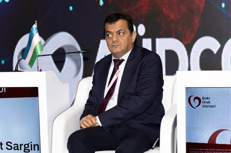 Türk ölkələrinin ürək-damar cərrahları Bakıda toplandı!
