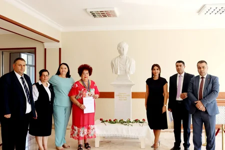 Naxçıvan məktəbi İrpendəki liseylə əməkdaşlıq müqaviləsi imzalayıb