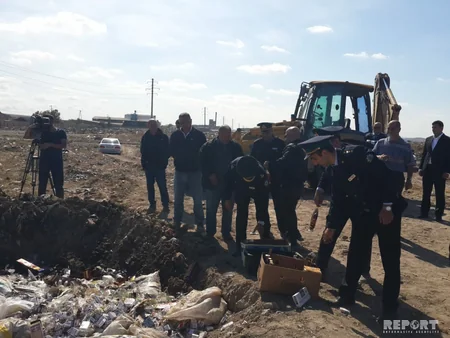 DGK Ermənistan istehsalı olan spirtli içkiləri məhv edib - FOTO - VİDEO