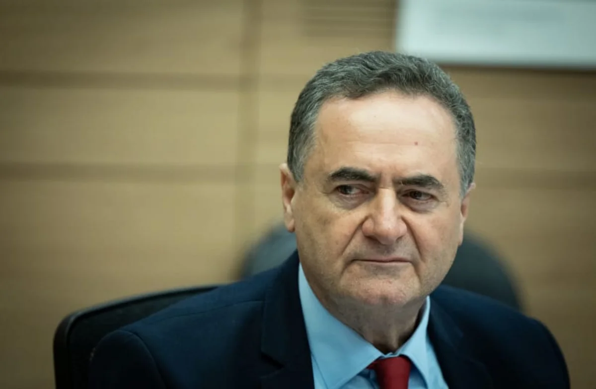 İsrailli nazir: Qəzzalıların ən azı 40%-i anklavı tərk etmək istəyir