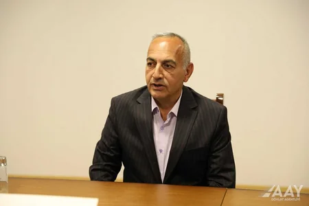 Saleh Məmmədov Qəbələ və Oğuz sakinlərini qəbul edib