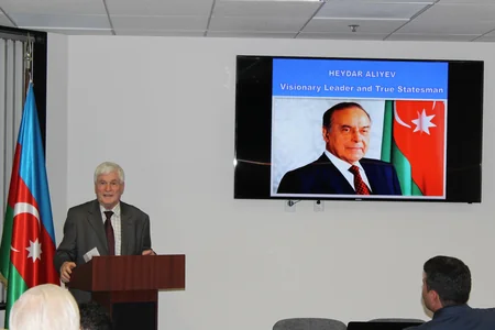 ​Los Ancelesdə Heydər Əliyevə həsr olunmuş tədbir keçirilib