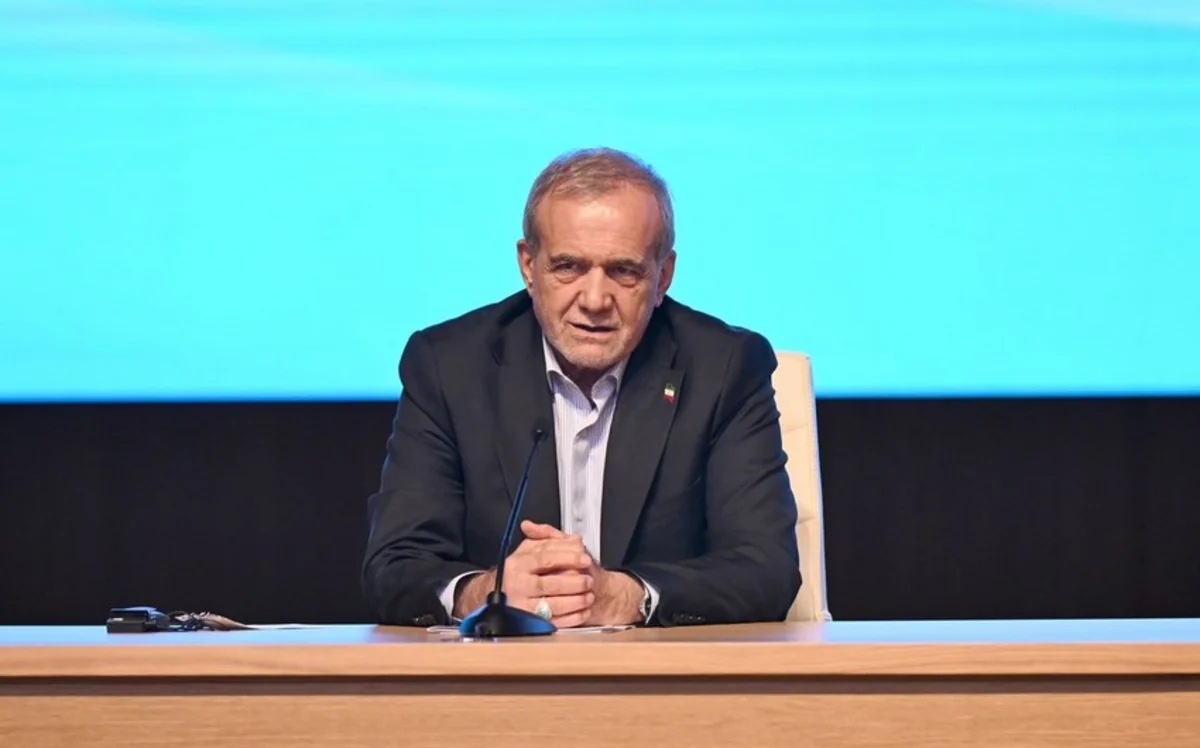 Pezeşkiyanın Azərbaycana rəsmi səfəri strateji tərəfdaşlıq üçün real siyasi əsaslar yaradıb - RƏY