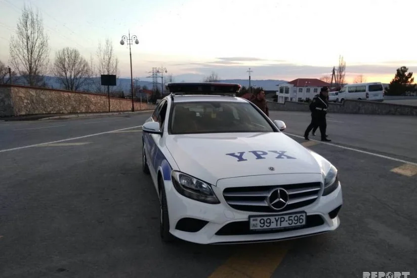 В Гедабеке в результате ДТП пострадали 8 человек