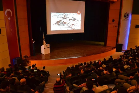 ​Sakarya Universitetində Xocalı soyqırımının qurbanları anılıb