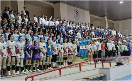 Voleybol üzrə Muxtariyyət kuboku uğrunda birincilik keçirilir