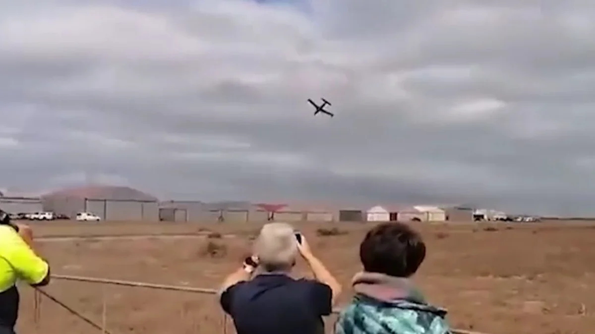 CAR-da hava şousu zamanı təyyarə qəzaya uğrayıb, pilot ölüb