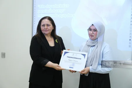 Bakıda cəmiyyətdə nümunəvi ailə modelinin təşviqi üçün gənclərin məsuliyyətinin artırılması müzakirə olunub