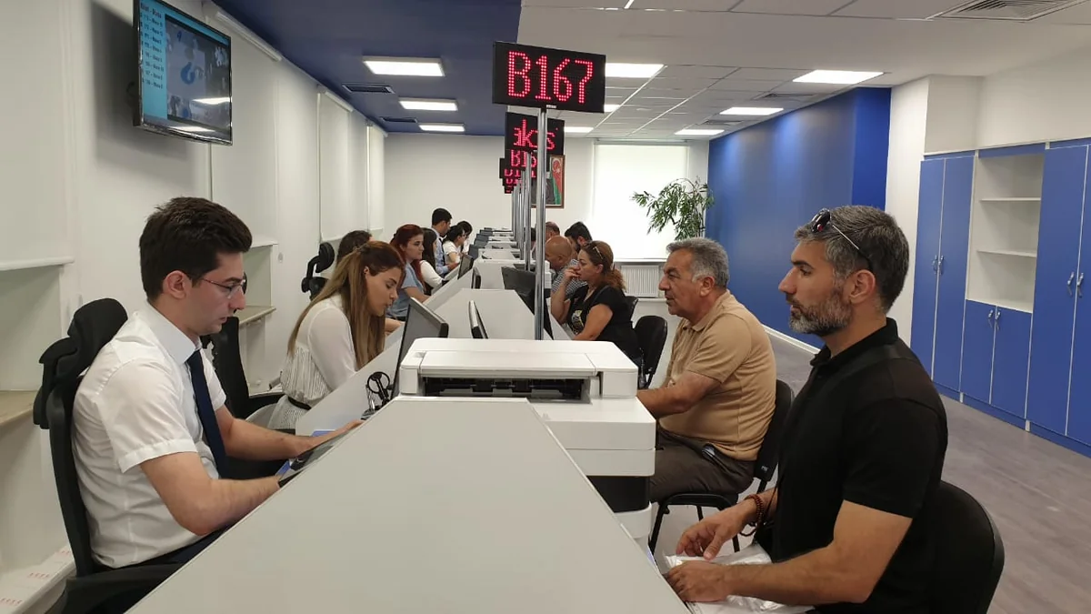 Azərbaycanda 7 ayda vergi ödəyicilərinə xidmət mərkəzlərində 392 min şəxs qəbul edilib
