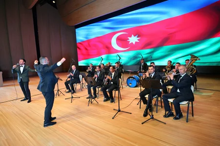 Bakıda Dünyadakı Azərbaycanlı Təbiblərin Simpoziumu öz işinə başlayıb
