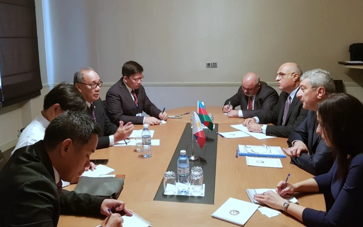 Ramiz Həsənov Filippinin xarici işlər katibinin müavini ilə görüşüb
