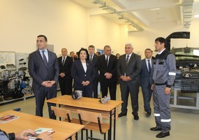 Bərdədə keçmiş məcburi köçkünlərə peşə hazırlığı üzrə sertifikatlar təqdim edilib