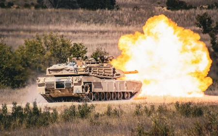 Polşa ABŞ-dən Abrams tanklarının böyük partiyasını alıb