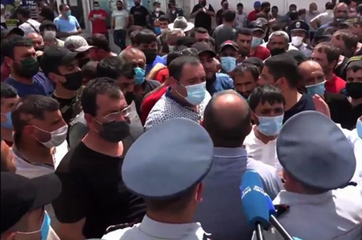 В Армении протестуют торговцы