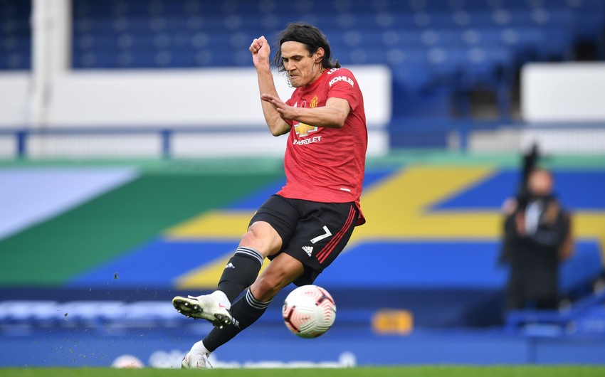 Mançester Yunaytedin futbolçusu azarkeşi təhqir etdi