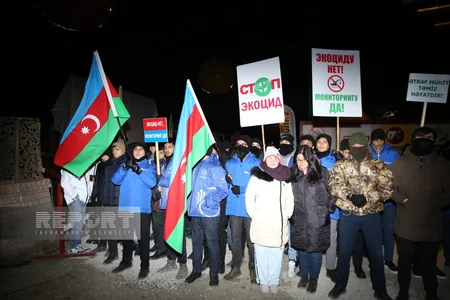Акция протеста на дороге Ханкенди-Лачын продолжается и в вечерние часы