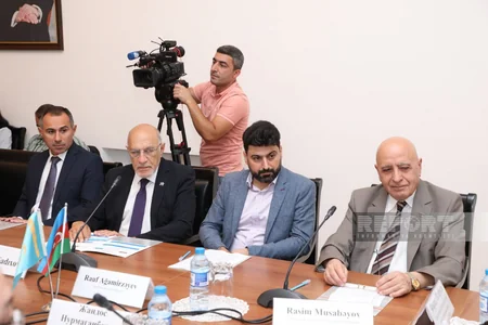 Bakıda Azərbaycan-Qazaxıstan əməkdaşlığına həsr olunan dəyirmi masa keçirilir