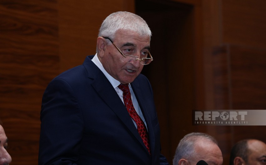 Məzahir Pənahov DSK sədrlərinə xəbərdarlıq edib: Özünüzdə məsuliyyət hiss edin 