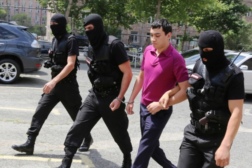 Məhkəmə Sünikin keçmiş qubernatorunun oğlu barəsində hökm çıxarıb