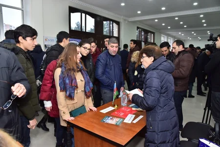 Sumqayıtda əmək yarmarkası keçirilib