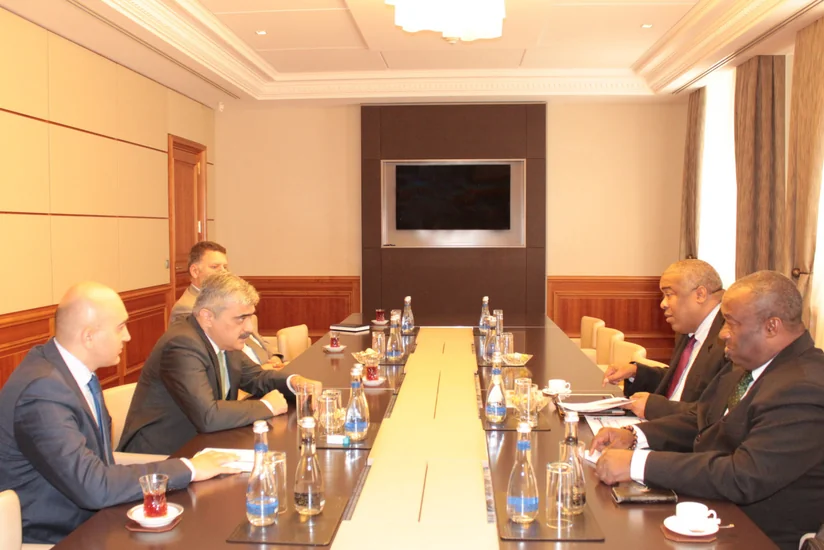 Azərbaycan və Surinamın maliyyə nazirləri arasında görüş keçirilib
