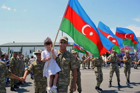Azərbaycanın hərbi hissələrində bayram tədbirləri keçirilir