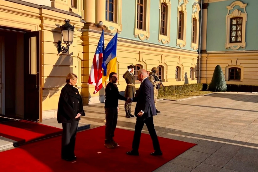 Zelenski: Bu ili qələbə ili etməliyik