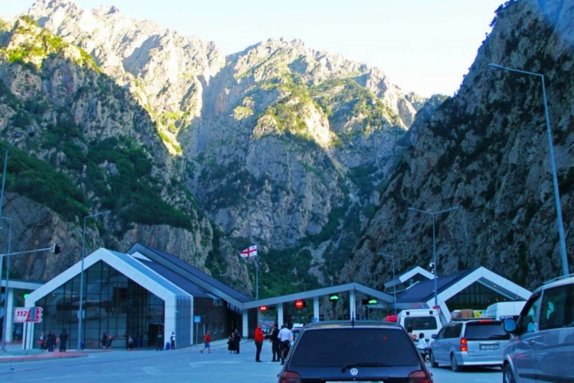 Gürcüstan Rusiya ilə sərhədi avqustda aça bilər