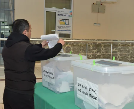 Azerbaijan holds voting in penitentiaries, life-sentenced prisoners also vote