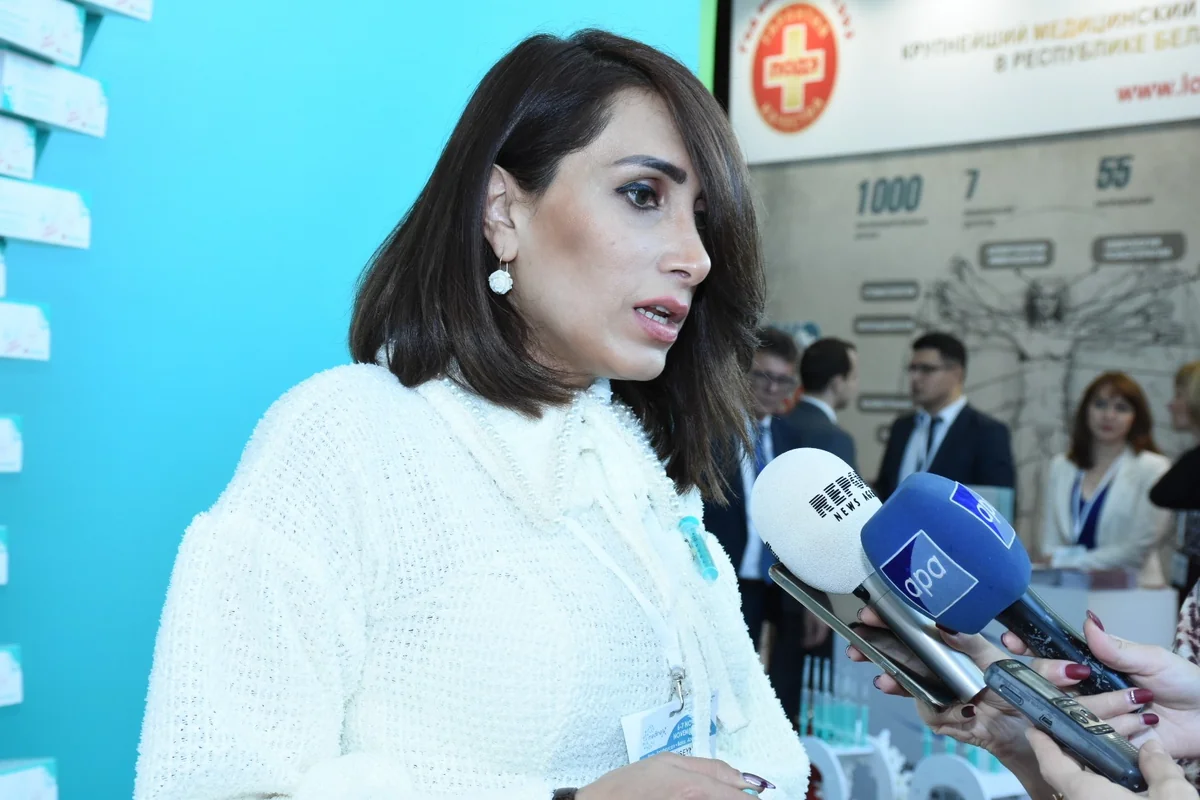 Zavod direktoru: Azərbaycanda insanlar mənşəyi məlum olmayan şprislər alır