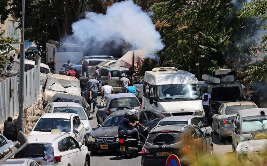 Terror attack in center of Damascus kills 14 soldiers