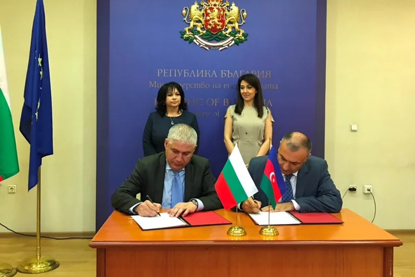 SOCAR и Bulgartransgaz подписали меморандум о взаимопонимании