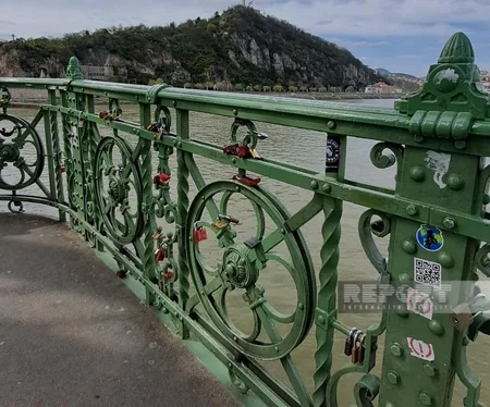 Budapeştdə göylərə yüksələn Azadlıq heykəli: Gellert təpəsində Cabbarlının “Sevil”inin izləri - REPORTAJ