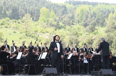 Şuşada “Xarıbülbül” musiqi festivalı başa çatıb - YENİLƏNİB - 2