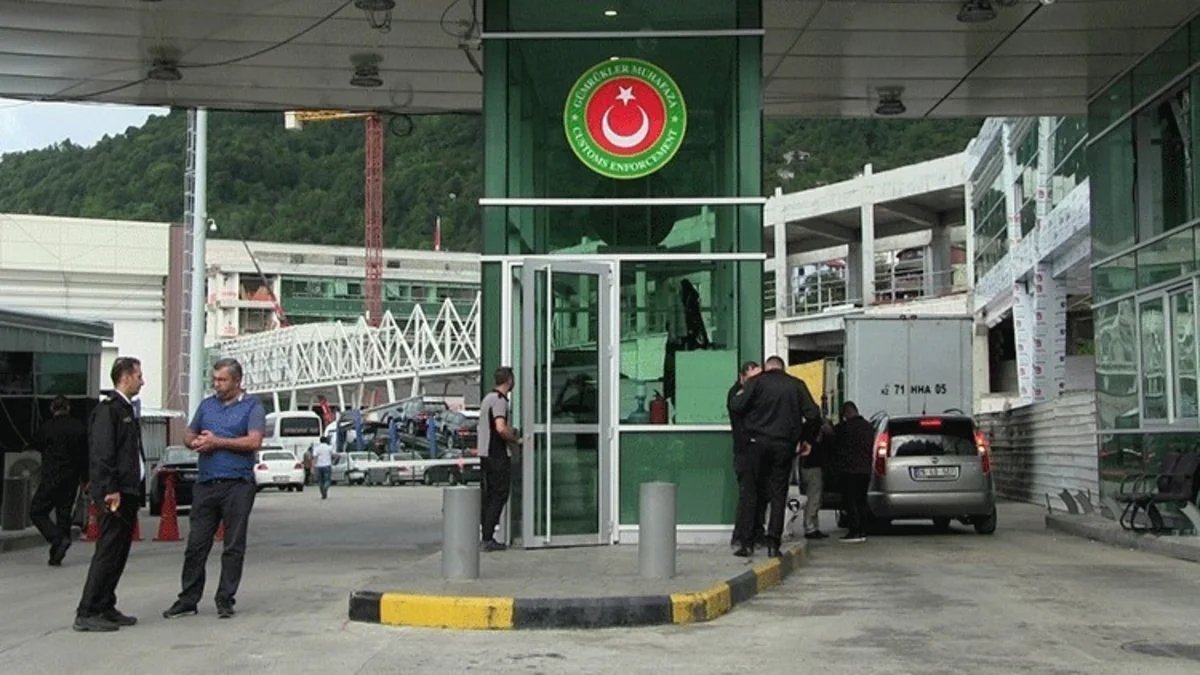 Türkiyənin Sarp keçid məntəqəsindən ən çox istifadə edənlər açıqlandı