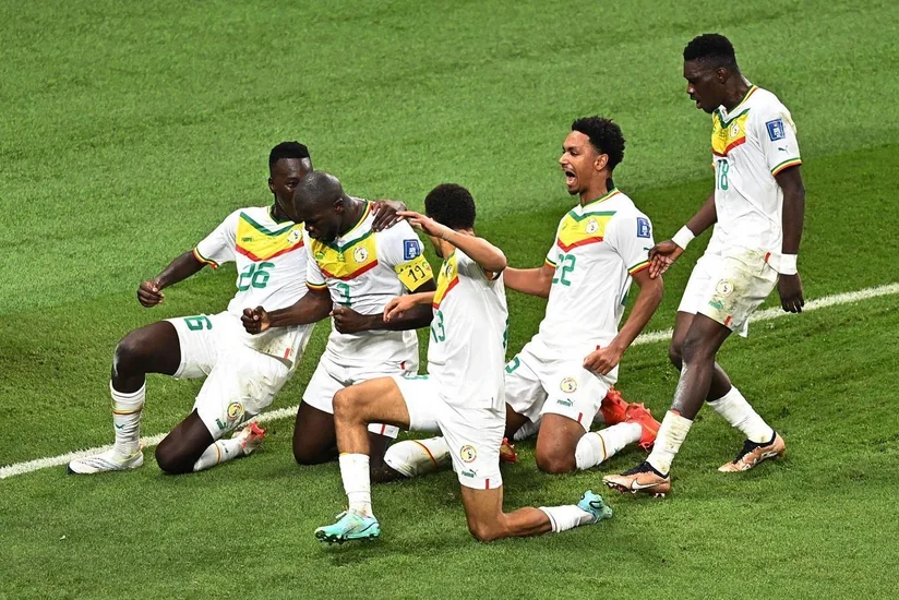FIFA Seneqal Futbol Federasiyasını cərimələyib